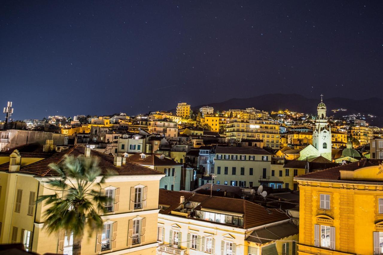 Ferienwohnung Mansarda Luminosa In Centro A Sanremo Exterior foto