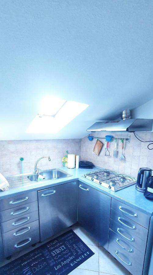 Ferienwohnung Mansarda Luminosa In Centro A Sanremo Exterior foto